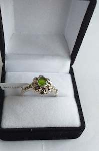 Ring, Peridot and Marcasite Flower Sterling Silver