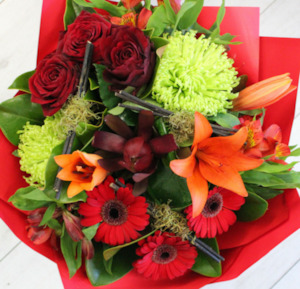 Florist: Heart Warmer Flower Bouquet