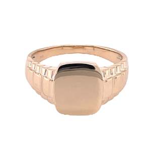 Jewellery: 9ct Yellow Gold Men's Signet Ring B22J56