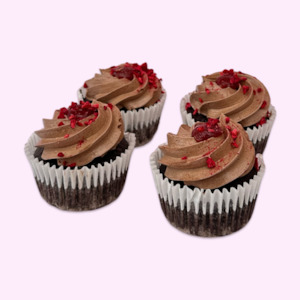 Chocolate & Raspberry Cup Cake 4 Pack