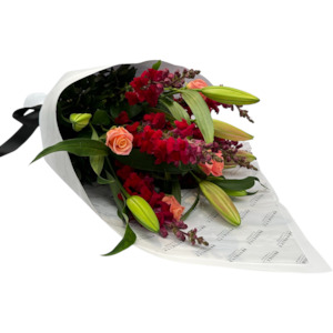 Flower: Bright Lily, Rose and Snapdragon Bouquet