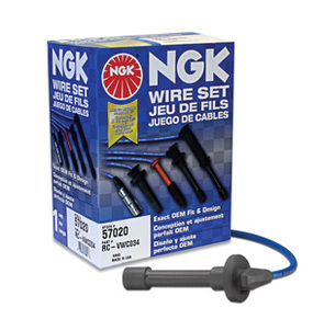 Motor vehicle part dealing - new: Spark Plug Lead Set