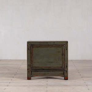 Furniture: Small High Gloss Cabinet ARTICHOKE