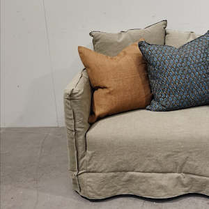 Hamptons 100% Italian Linen SINGLE SEAT - MALT