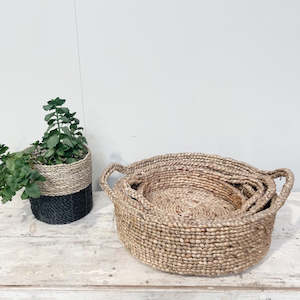 Woven: Water Hyacinth Round Tray w Handles