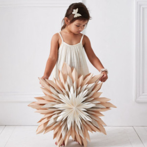 Homewares: Fable Hanging Paper Flower