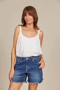 Womenswear: Duke Denim Short Isle of Mine Denim