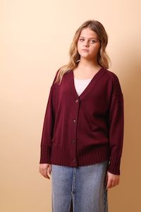 Yarnsmith Onyx Cardigan Merino Maroon