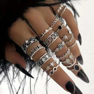 Clothing: Infinity Silver Ring Set