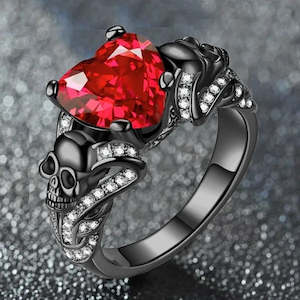 Clothing: Skeleton Heart Ring