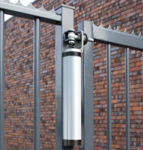 Locinox Rhino 180 Gate Closer (With Direct Connection to Locinox Hinges) - BTI Hardware