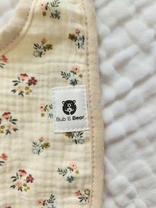 Baby wear: Bouquet 100% Cotton Bib (6 Layers)