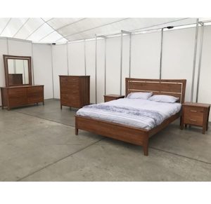 Montana Oak Queen Bedroom suite