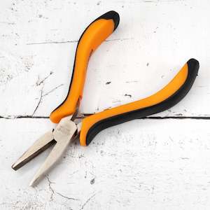 Nailing: Mini Flat Nose Pliers