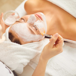 Beauty salon: Advanced Facial Skin Journey (Concession)