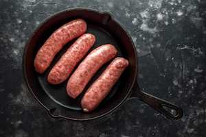 MUSHROOM AND CARAMELISED ONION WILD VENISON SAUSAGES The Butchers Block and Smok…