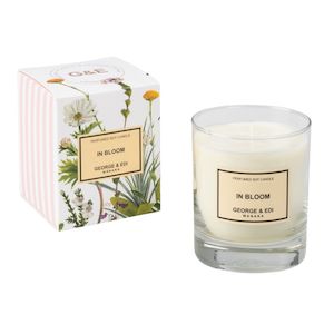 Grocery wholesaling: George & Edi Candle - In Bloom