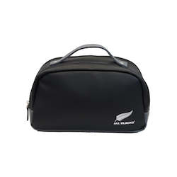 Clothing: Toiletry Bag