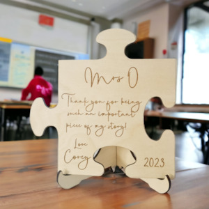 Christmas Gifts: Teacher Gift - Personalised Puzzle Piece