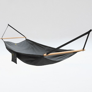 Clothing wholesaling: Hammock