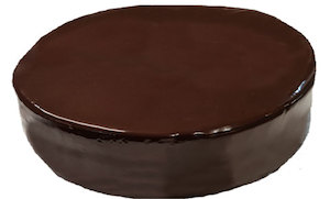 Cake icing or decorating: Chocolate Mirror Cake – 11″