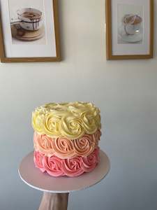 Cake: Rosette Cakes