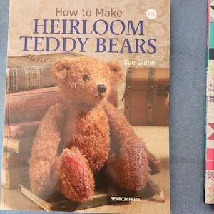 book: How to make Heirloom Teddy bears.