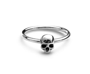 Micro Skull Ring - Q