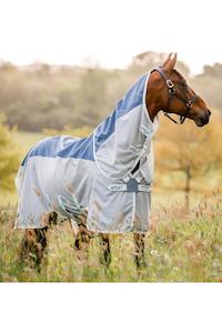 Sporting equipment: Horseware AmEco Combi Fly Rug