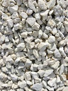 Landscaping supply: Lime Chip Medium (15-25mm)