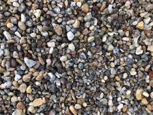 Landscaping supply: Waikato Gold Pebble (20mm)