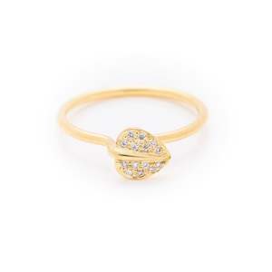 Diamond yellow gold leaf ring