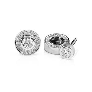 Rubover diamond studs with removable halo