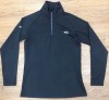 Sporting equipment: teQ long sleeve top