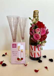 Mumm Marlborough Brut Rosé Romance Bundle