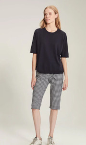 Womenswear: Caroline Sills GINGHAM PEDAL PUSHERS