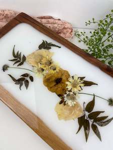 Pressed flower wooden tray/charcuterie board