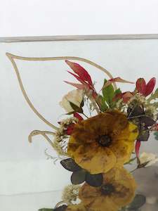 Dried flower: Pressed autumn rose  kawakawa bouquet