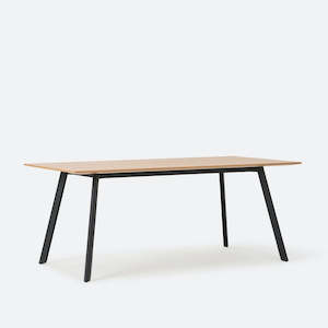 Furniture: ASSEMBLY DINING TABLE OAK/BLACK