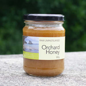 Macadamia nut growing: Orchard Honey 300g  OUT OF STOCK