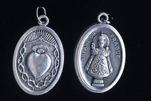 Infant of Prague Medal Family Life Catholic Gifts