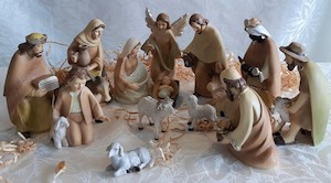 Nativity Beautiful wood effect – 15 figures. Family Life Catholic Gifts