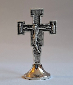 Standing Giotto Crucifix – 7cm Family Life Catholic Gifts