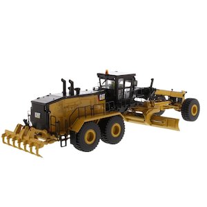 Scale Models: CAT 1:50 24 Motor Grader High Line Series