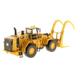 Scale Models: CAT 1:50 988K Wheel Loader with Grapple - High Line Series