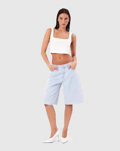 Clothing: 95 Super Baggy Jort Kate