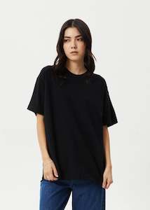 Clothing: Slay Oversized Tee Black