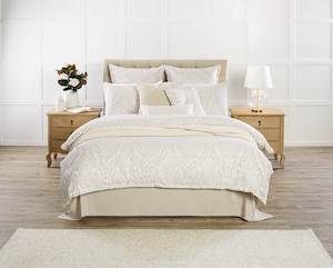 Bedding: Stansfield Duvet Cover Super King