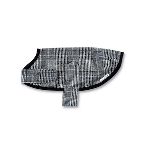 Pet: Black and White Houndstooth Walking Coat