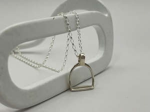 FINE Stirrup Pendant and Chain Set